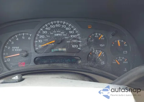 2004 Chevrolet Suburban 1500 Lt z USA, uszkodzony, nr VIN 1GNFK16Z94J234791